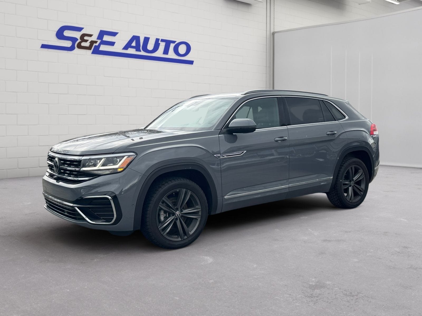 2022 Volkswagen Atlas Cross Sport Execline