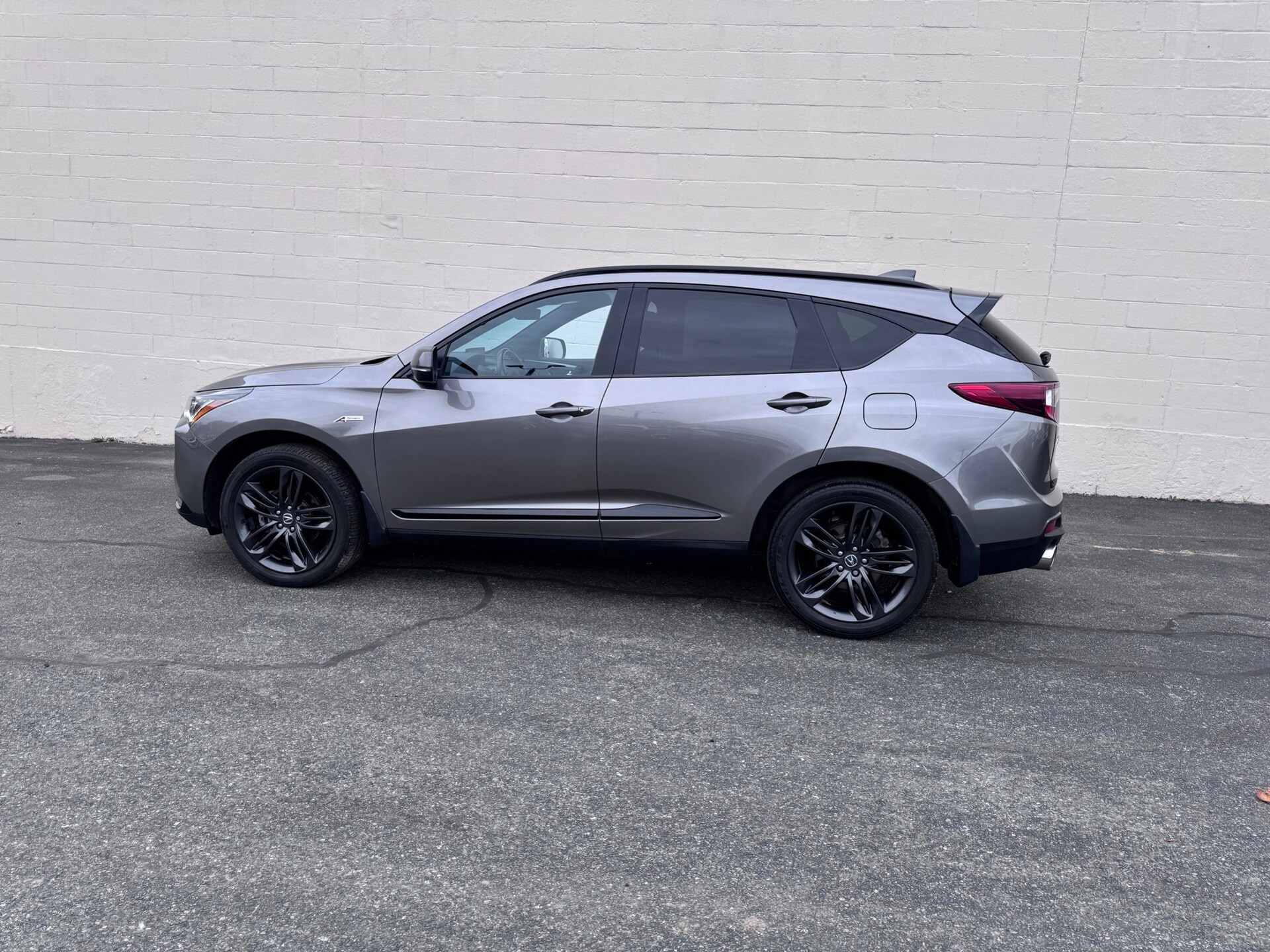 2022 Acura RDX A-Spec photo 2