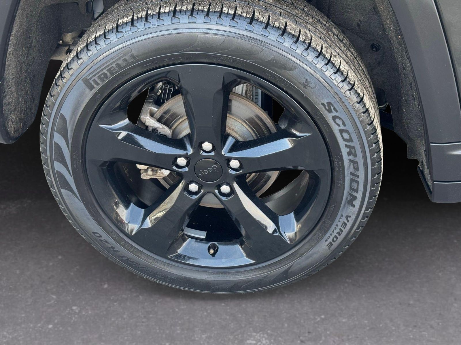 2023 Jeep Grand Cherokee Limited - Photo 9