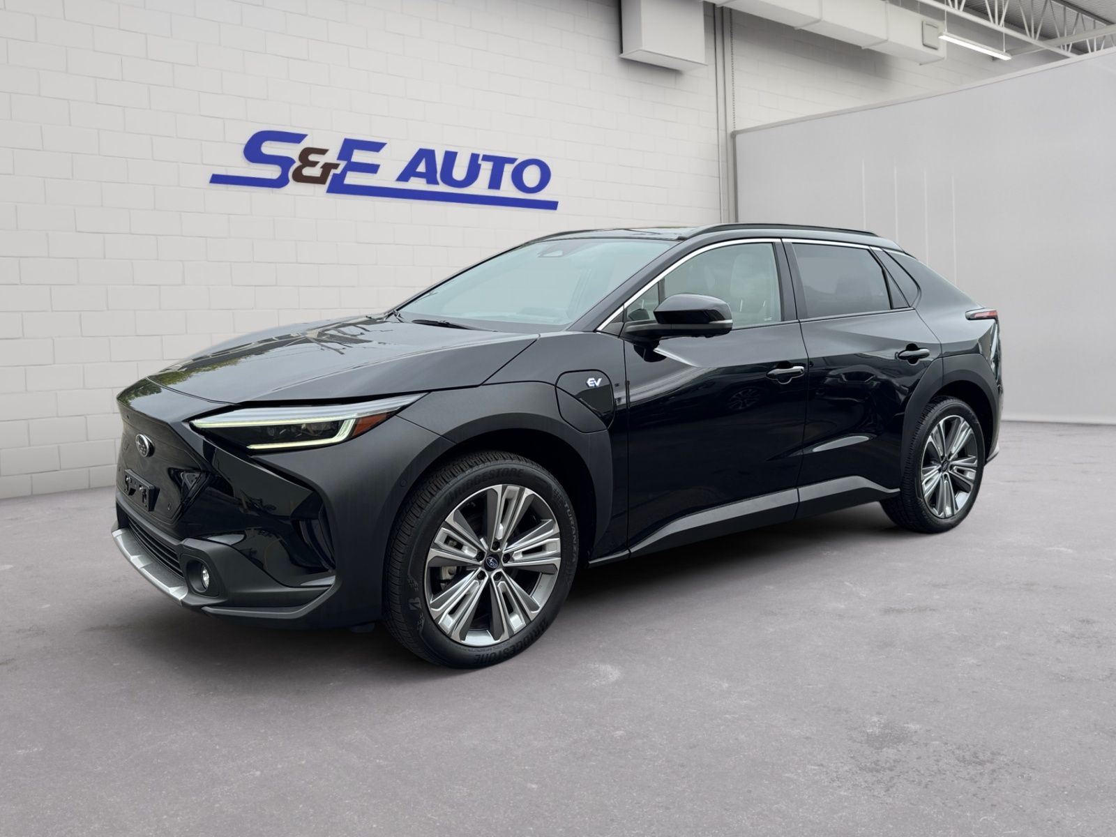 2023 Subaru Solterra Touring CVT's photo