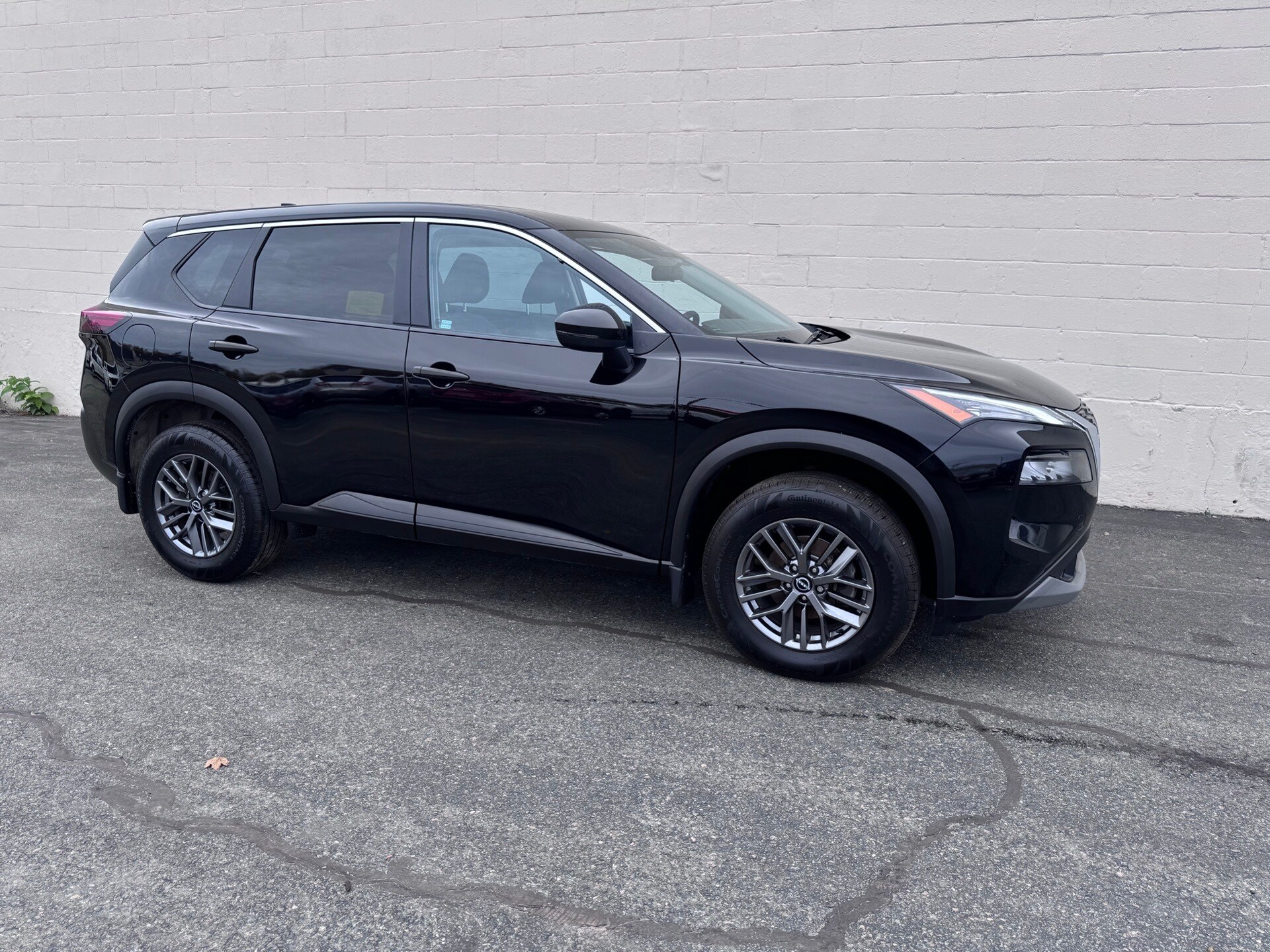 2022 Nissan Rogue S photo 3