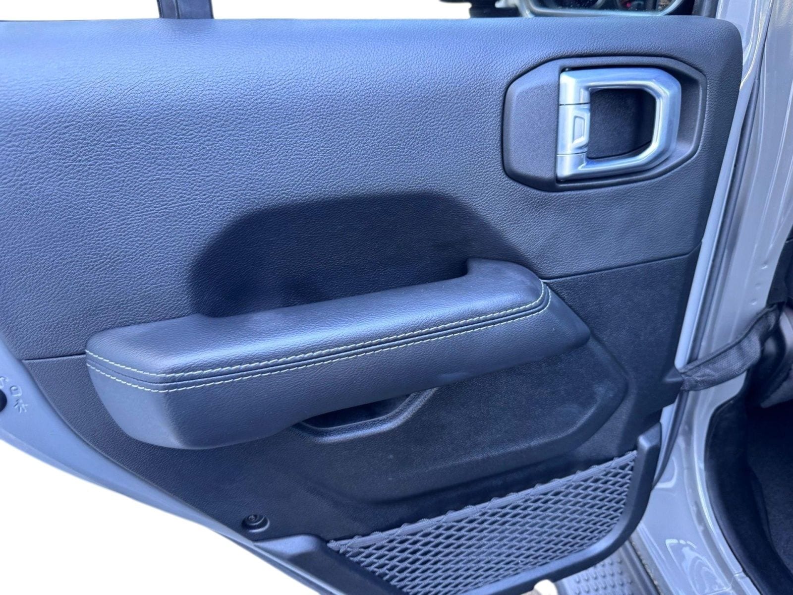 2021 Jeep Wrangler Unlimited Sahara - Photo 13
