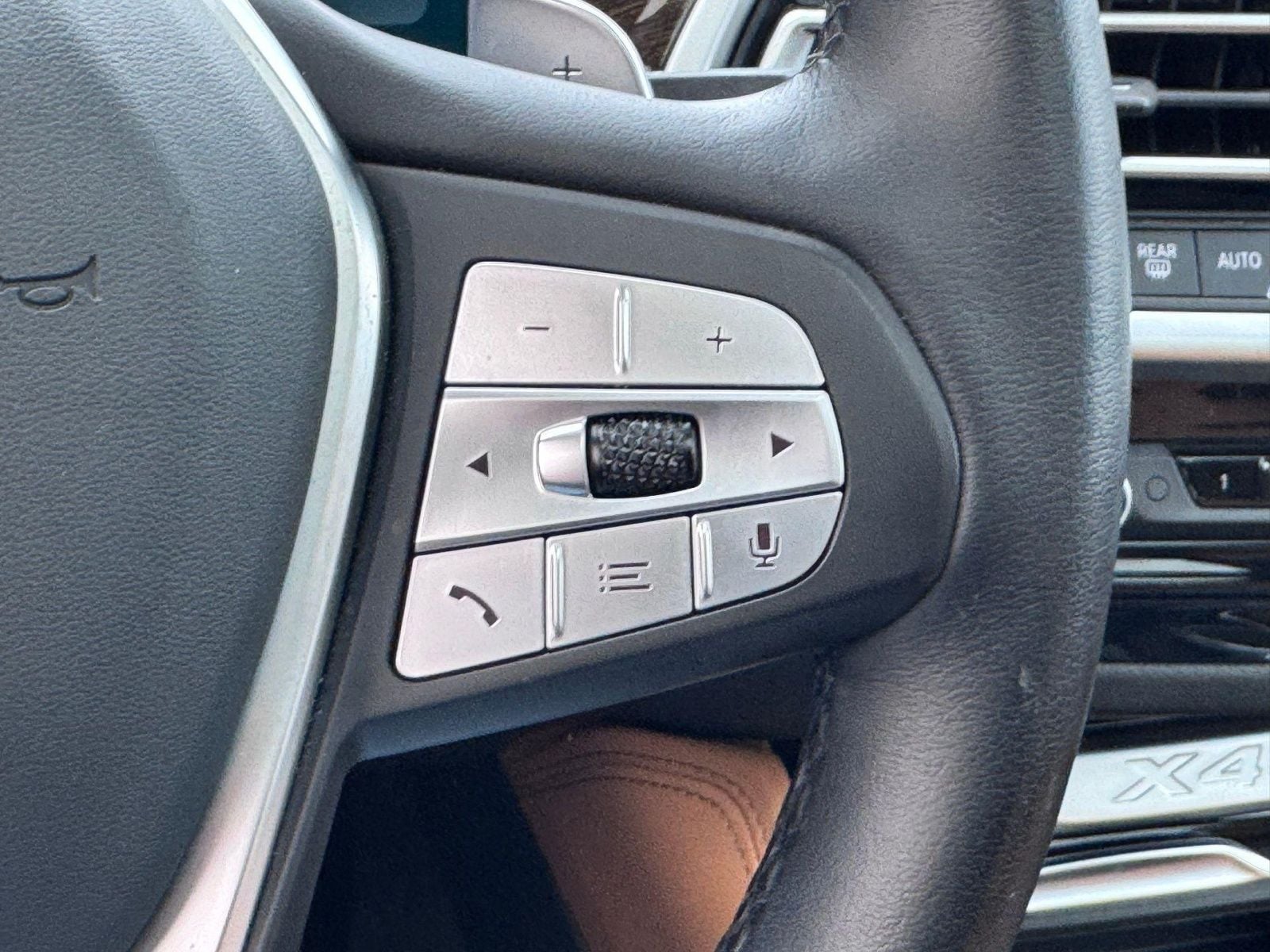 2023 BMW X4 30i - Photo 25