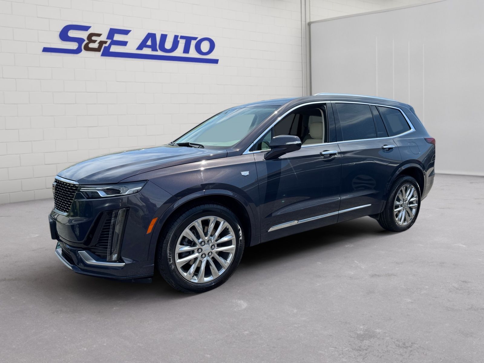 2024 Cadillac XT6 Premium Luxury AWD's photo