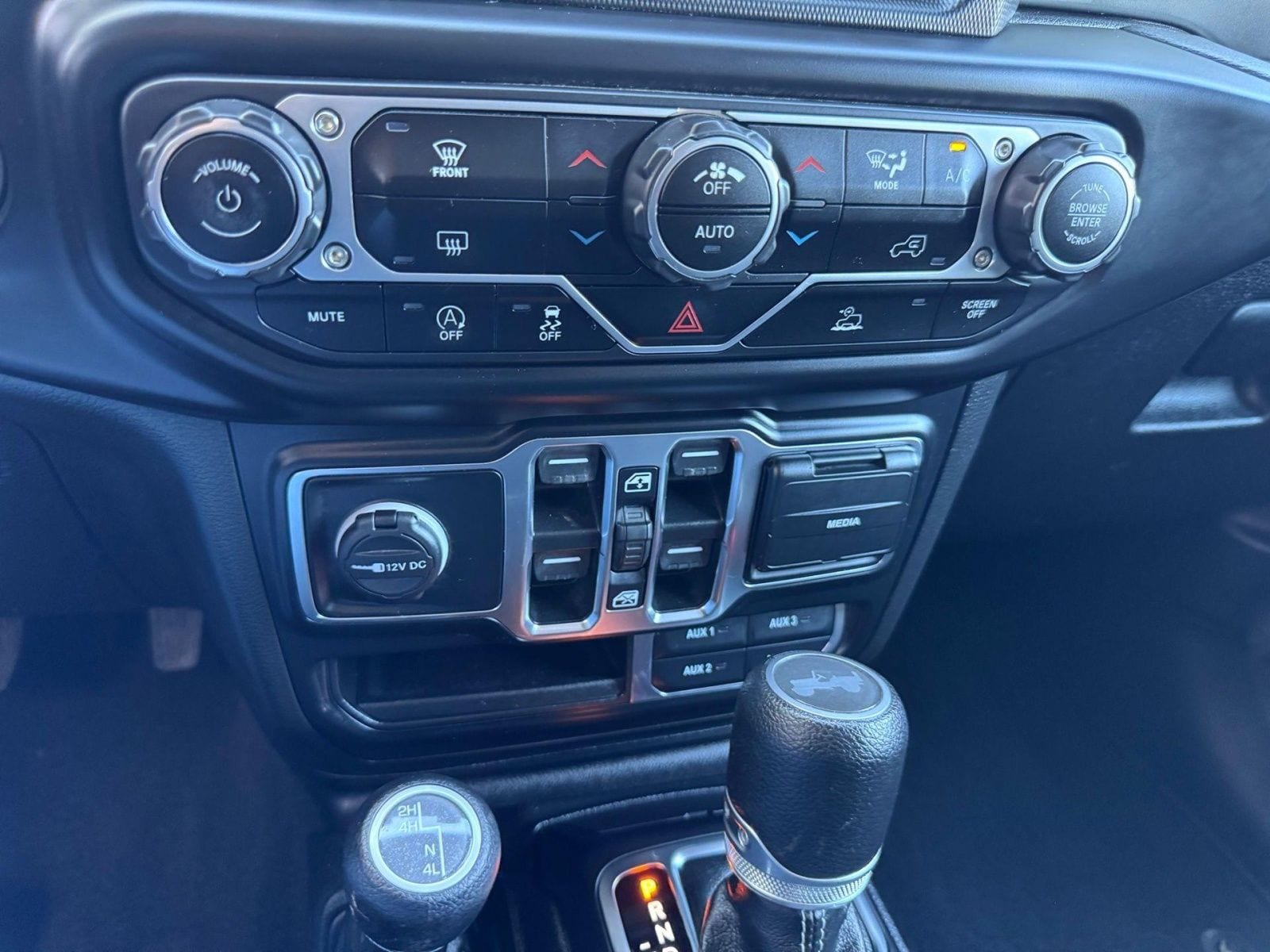 2021 Jeep Wrangler Unlimited Sahara - Photo 23