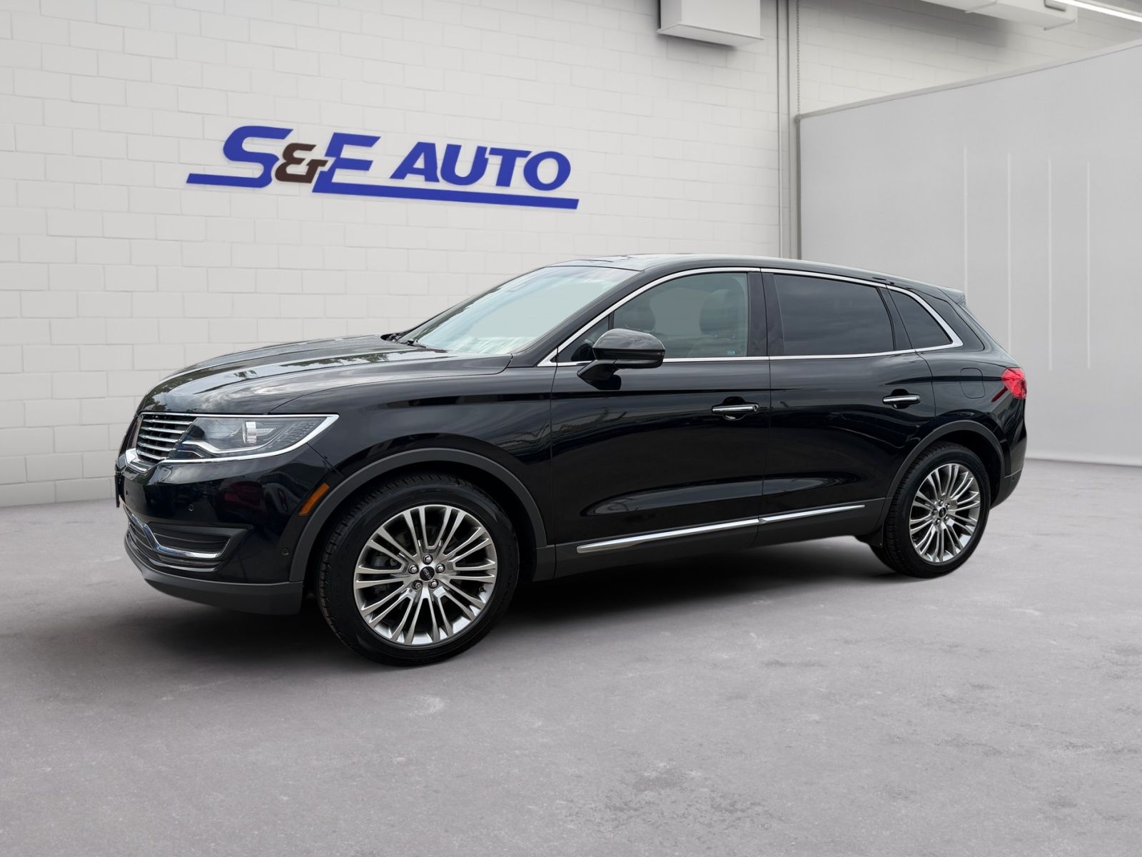 2018 Lincoln MKX Reserve AWD's photo