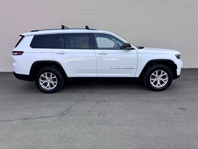 2021 Jeep Grand Cherokee L photo 4