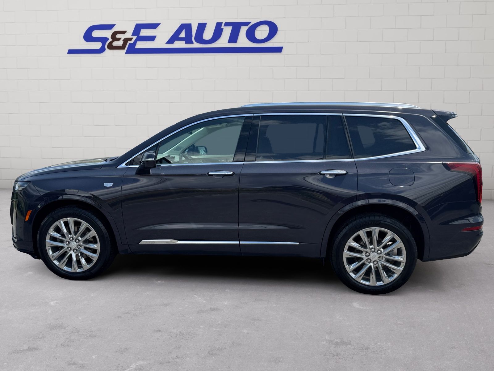 2024 Cadillac XT6 Premium Luxury AWD's photo