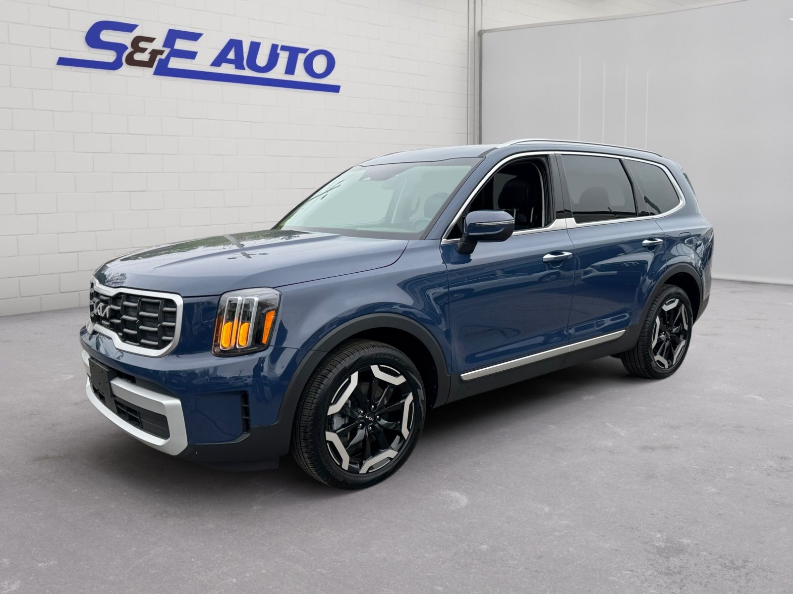 2024 Kia Telluride S AWD's photo