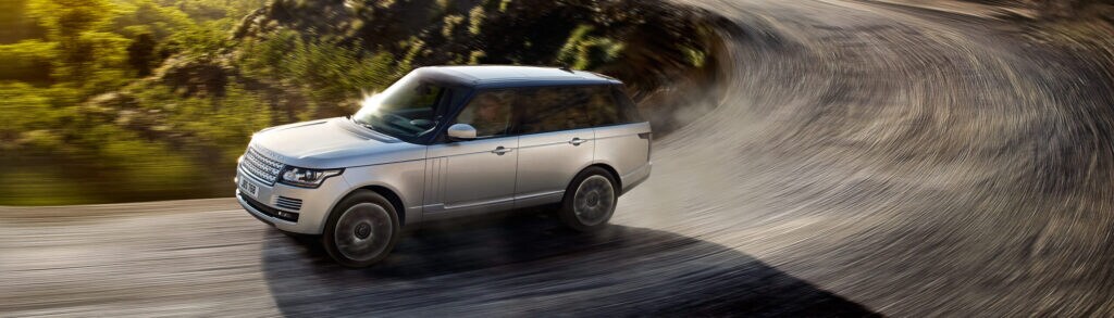 Grey Range Rover Dynamic
