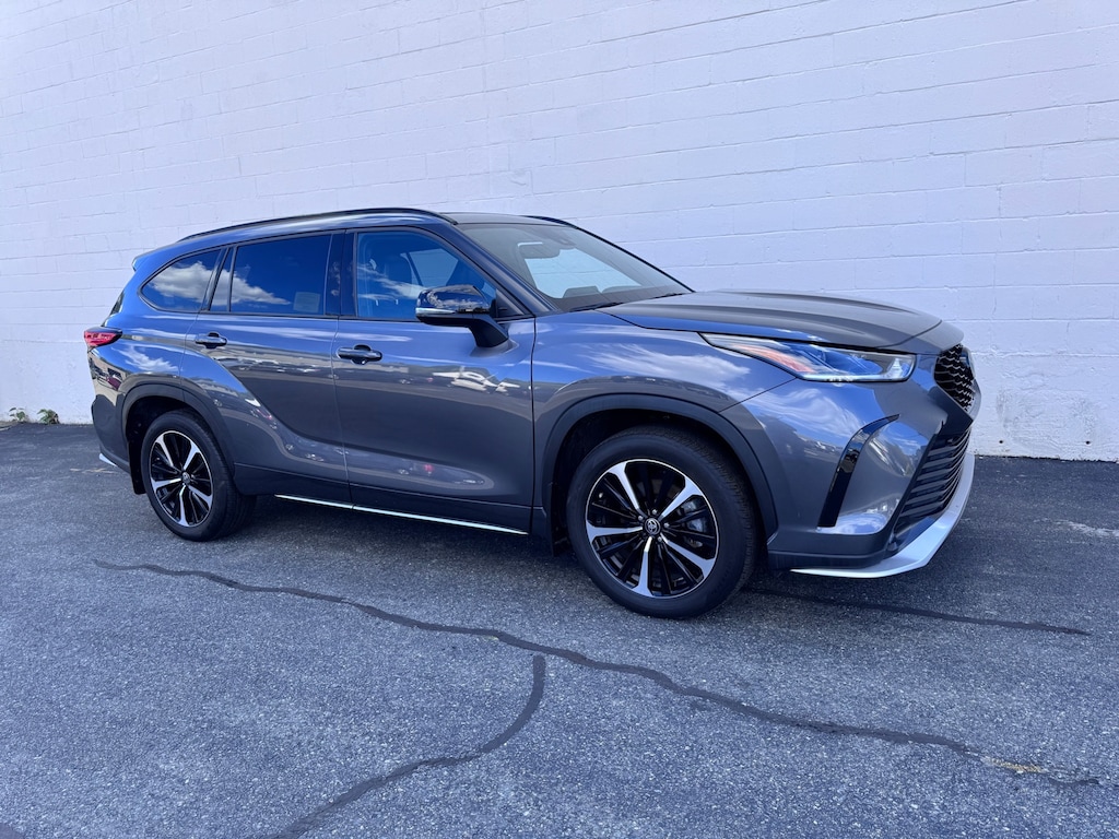 Used 2023 Toyota Highlander XSE SUV