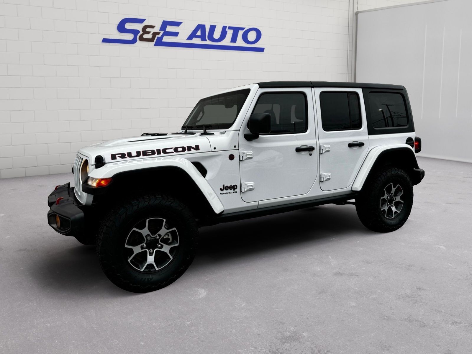 2023 Jeep Wrangler Rubicon's photo