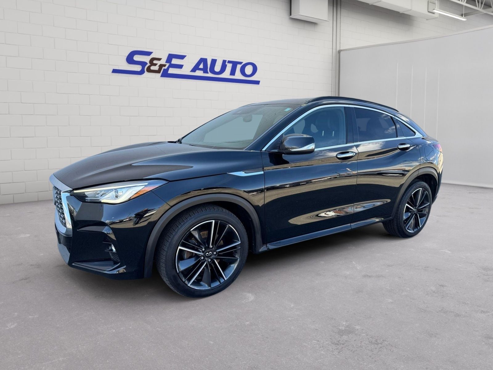 2023 INFINITI QX55