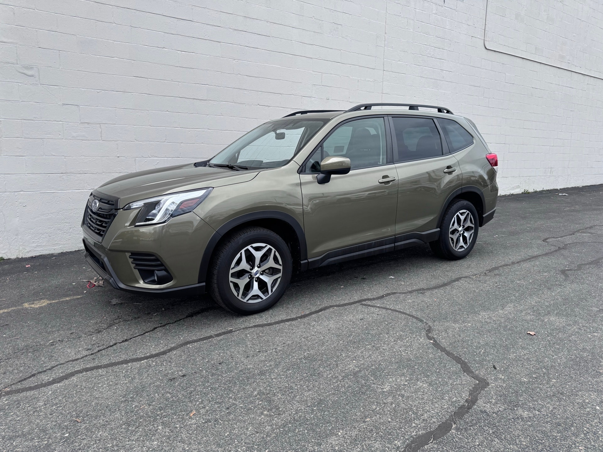 2023 Subaru Forester Premium's photo