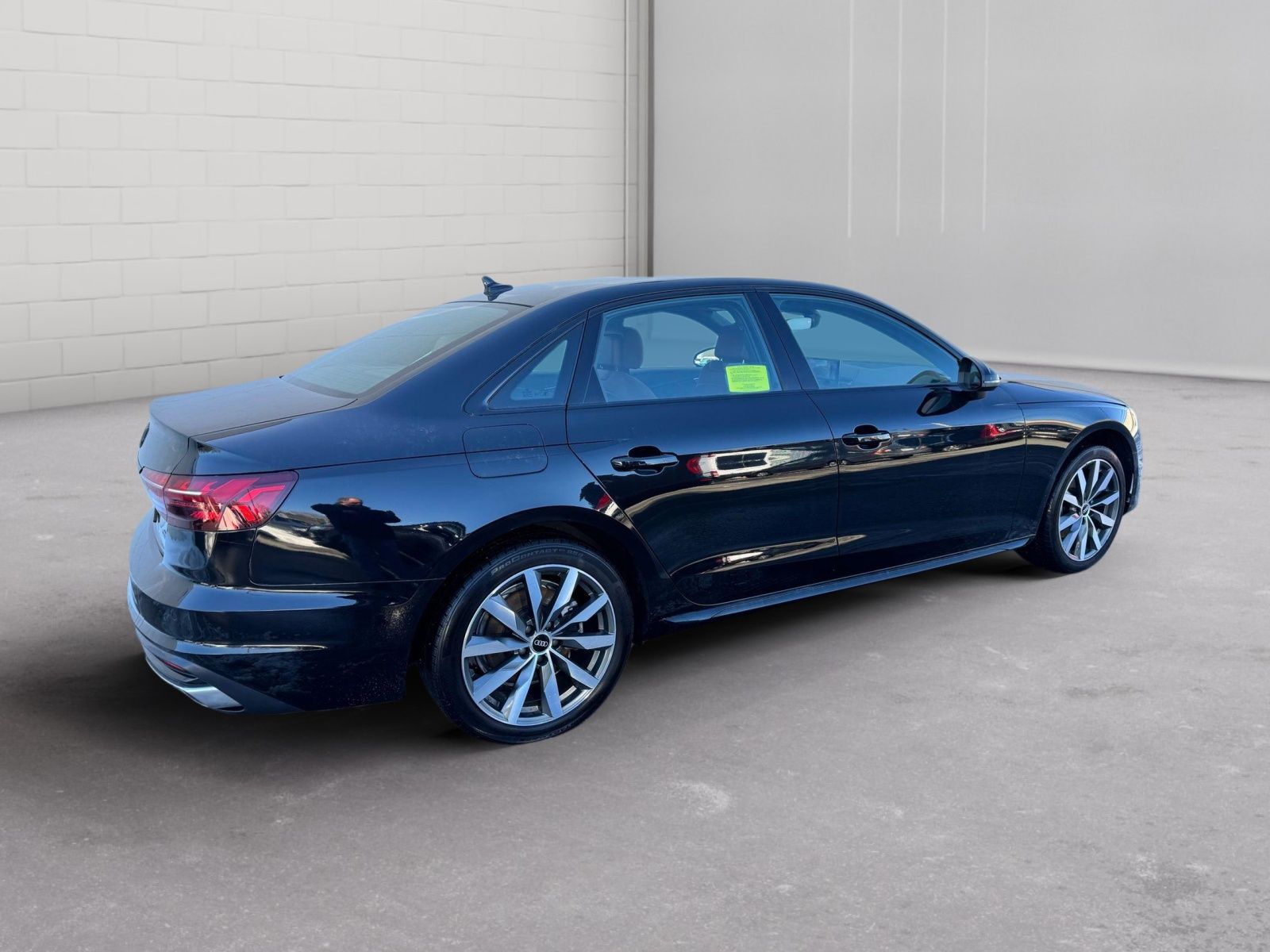 2023 Audi A4 Premium Plus - Photo 4