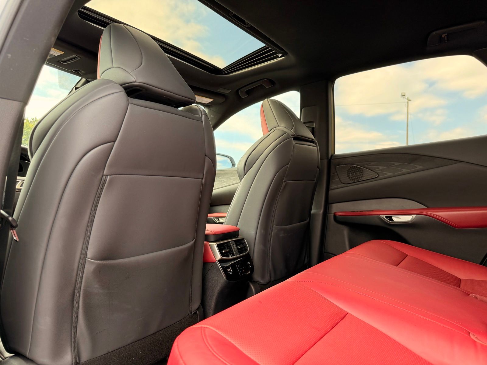 2023 Lexus RX 350 F SPORT - Photo 32