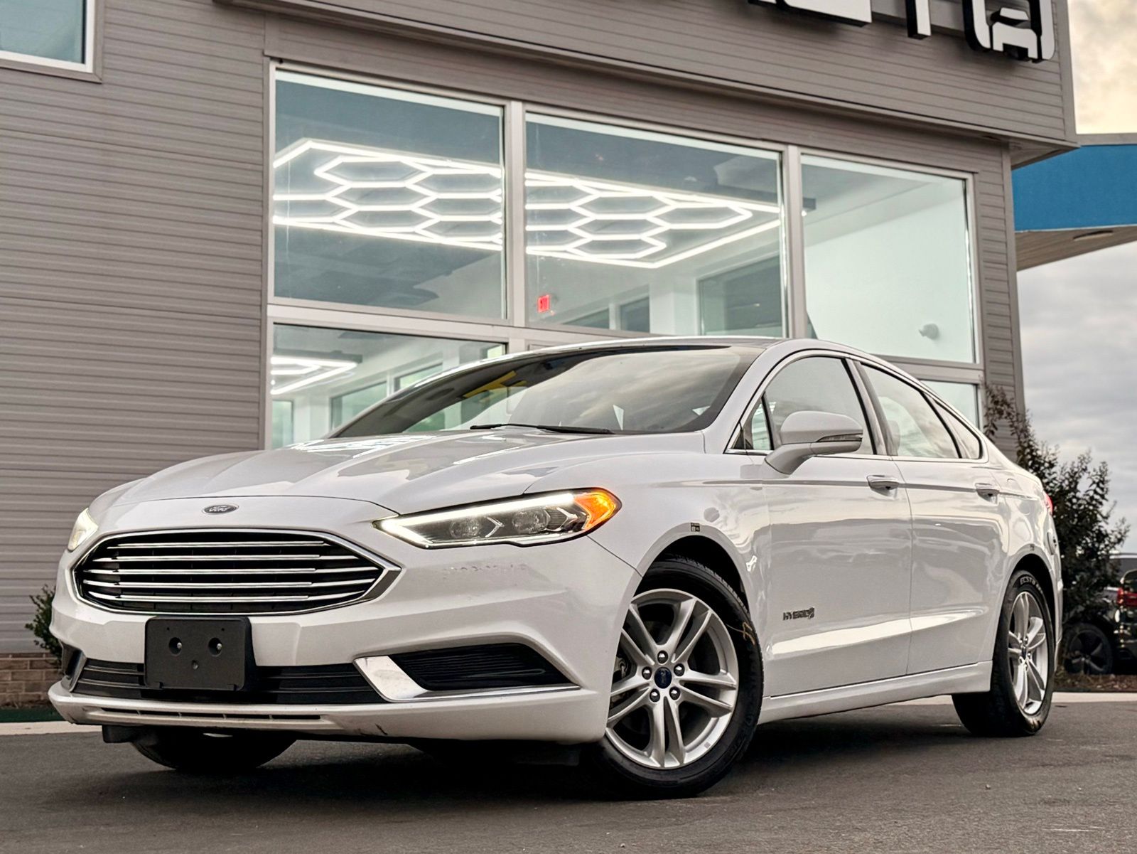 2018 Ford Fusion Hybrid SE