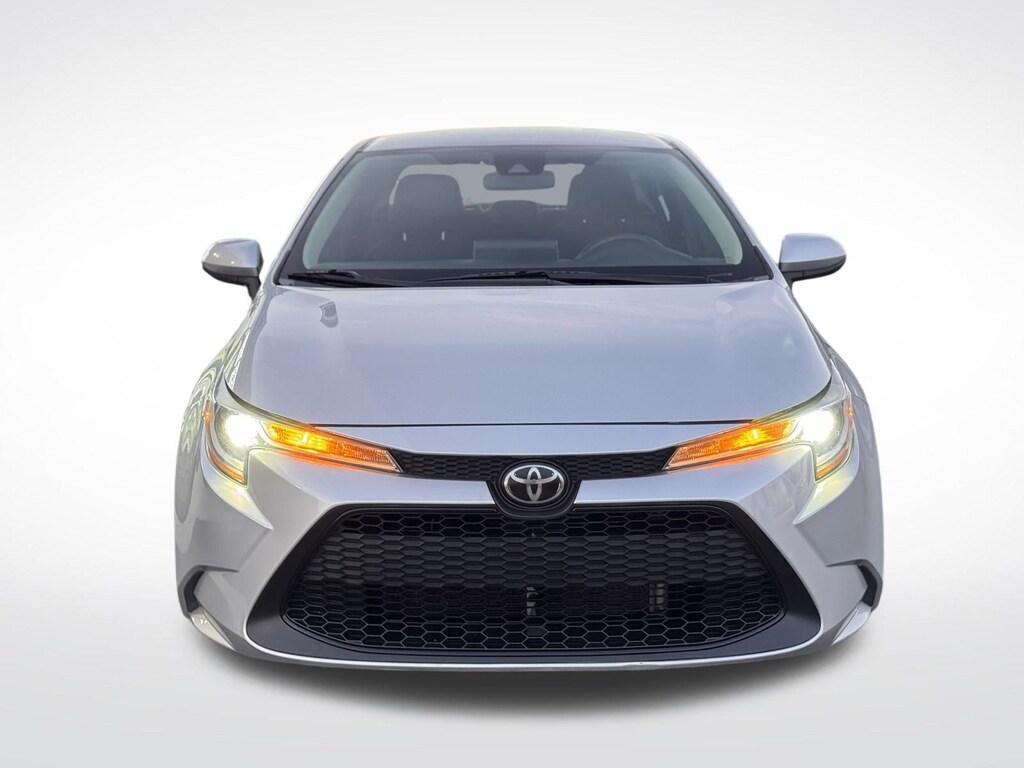 Used 2022 Toyota Corolla LE Sedan