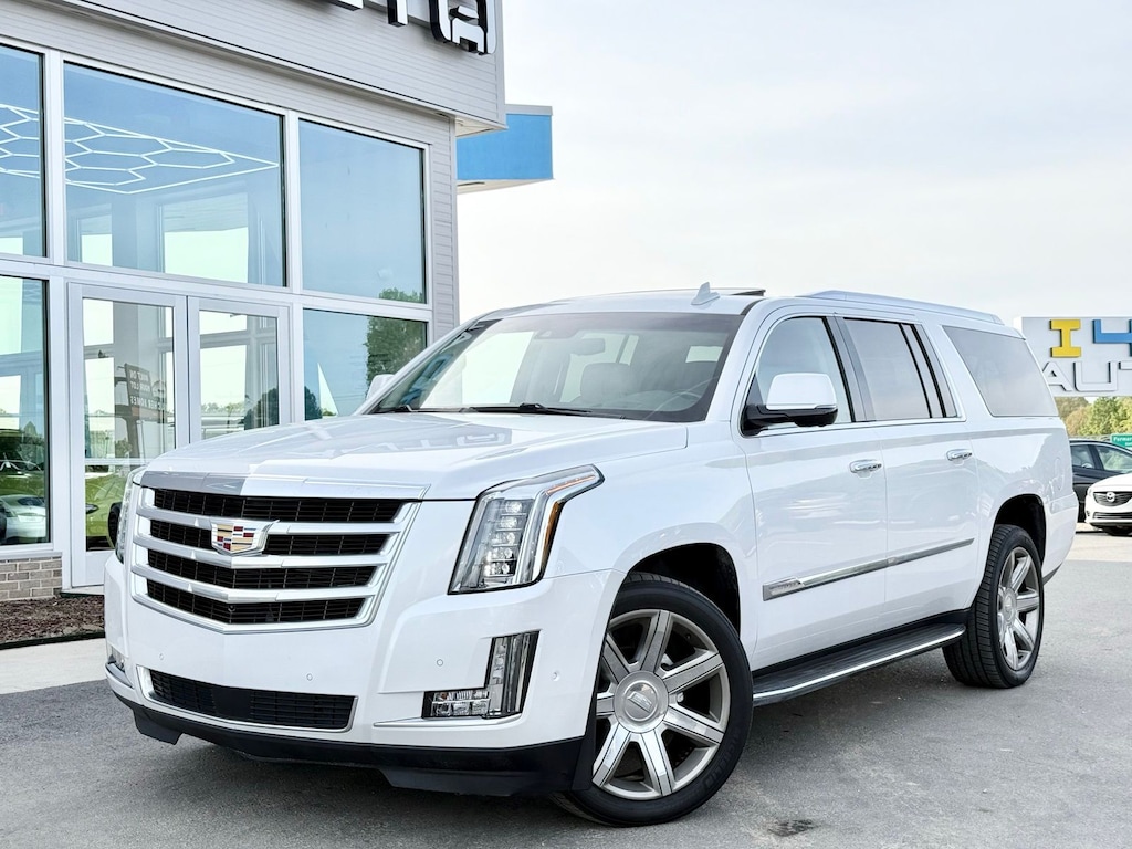 Used 2017 Cadillac Escalade ESV Premium SUV