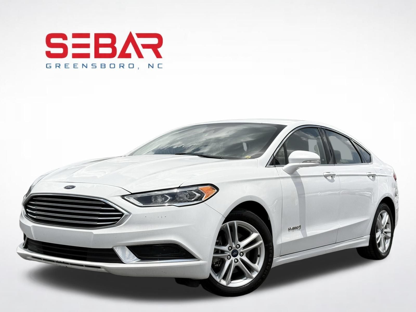 2018 Ford Fusion SE's photo