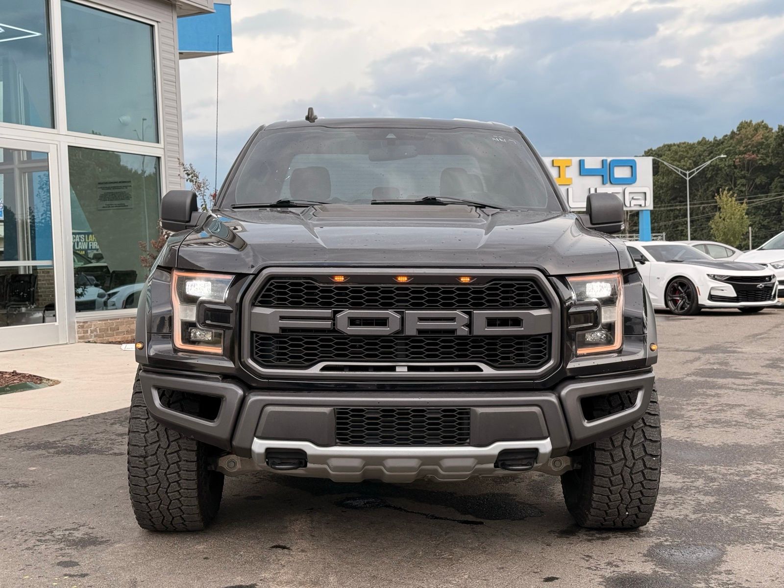 2019 Ford F-150 Raptor photo 2