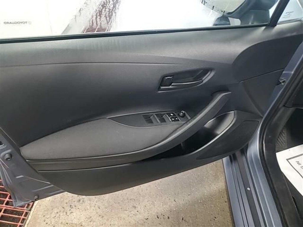 Used 2023 Toyota Corolla LE Sedan