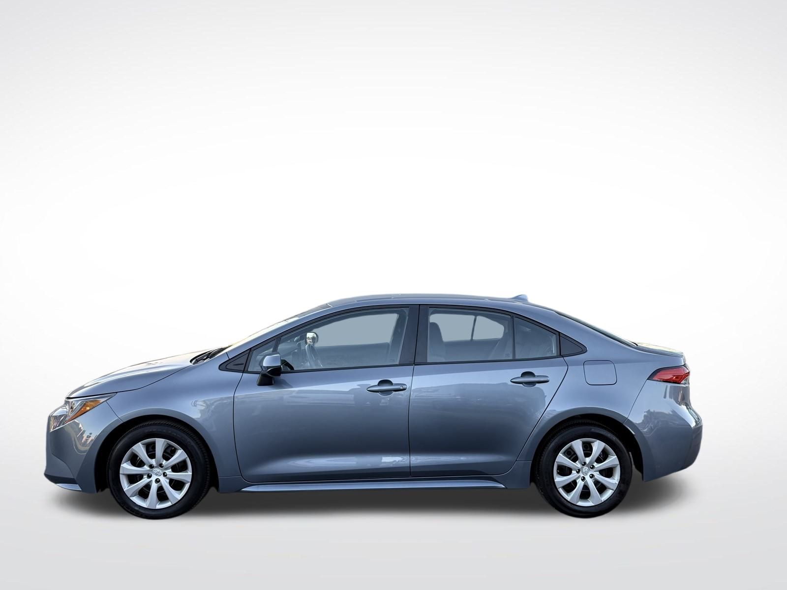 2024 Toyota Corolla LE photo 4