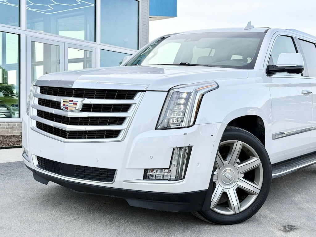 Used 2017 Cadillac Escalade ESV Premium SUV
