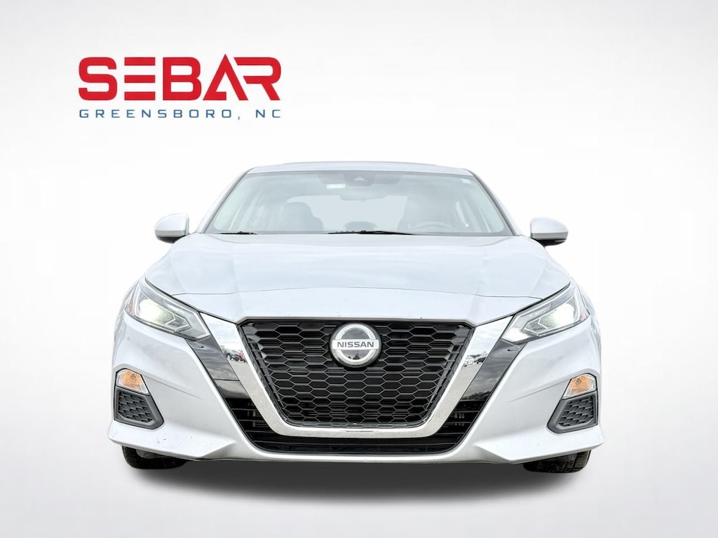 Used 2022 Nissan Altima 2.5 SV Sedan