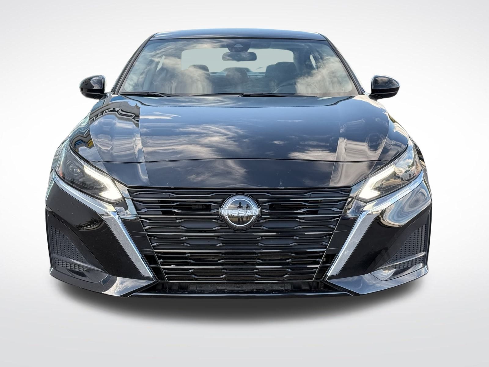 2023 Nissan Altima 2.5 S photo 2
