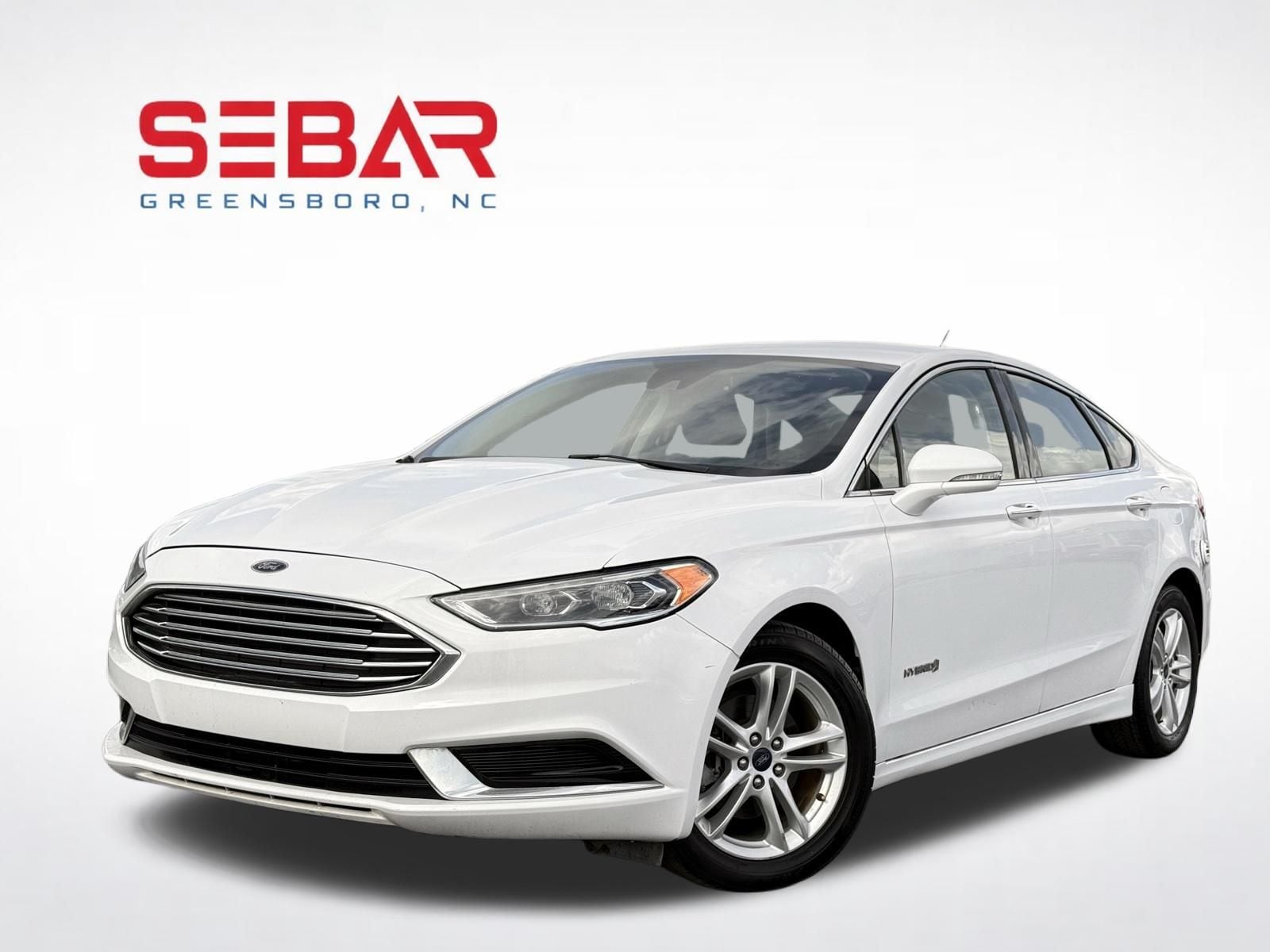2018 Ford Fusion SE's photo