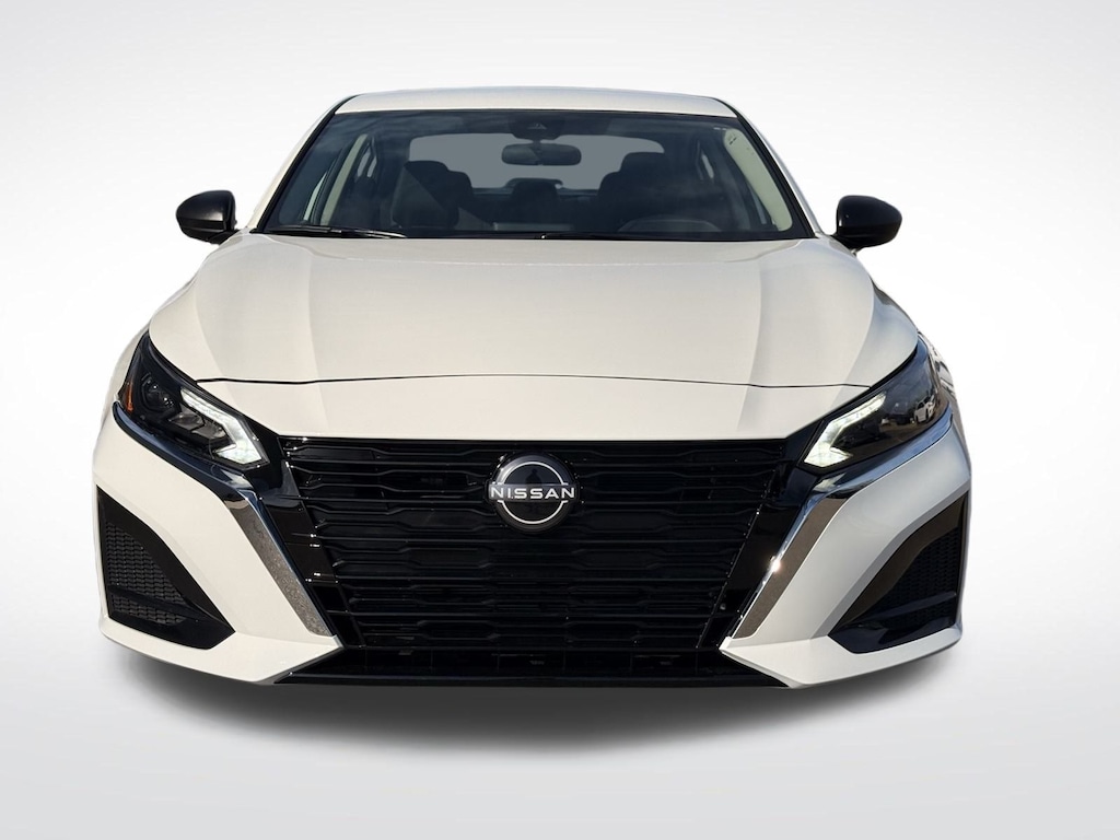 Used 2025 Nissan Altima 2.5 SV Sedan