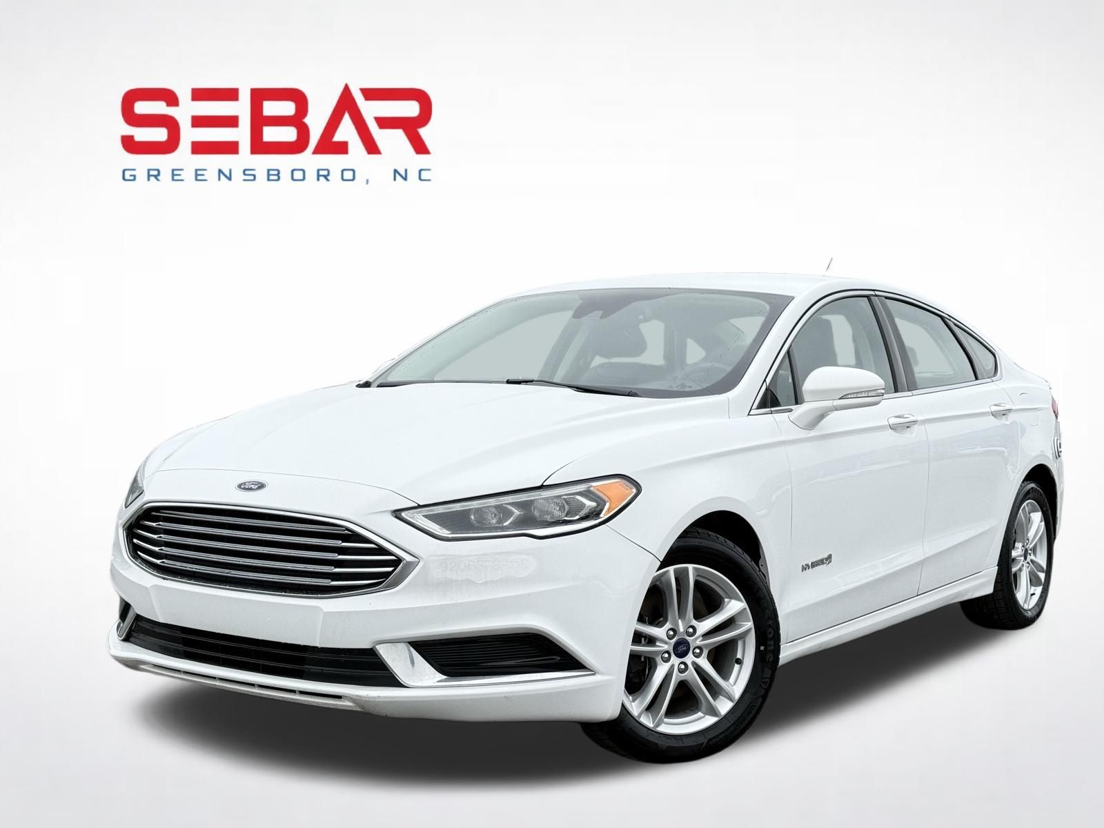 2018 Ford Fusion SE's photo