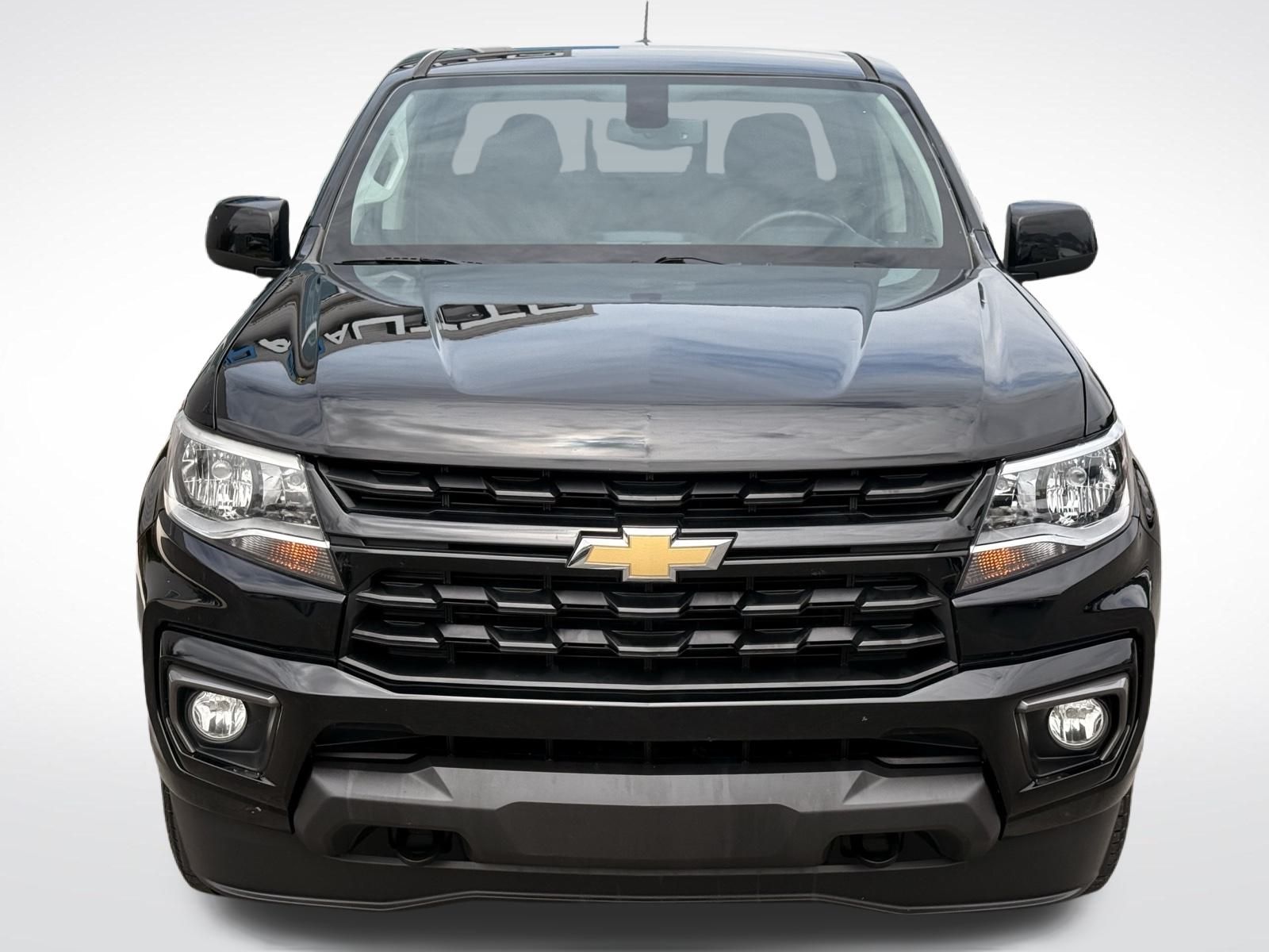 2021 Chevrolet Colorado LT photo 2