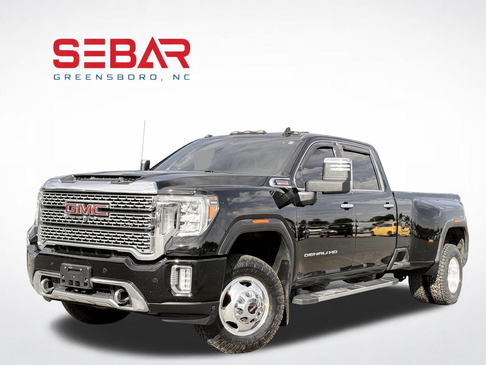 2020 GMC Sierra 4WD Crew Cab Long Box DRW Denali's photo