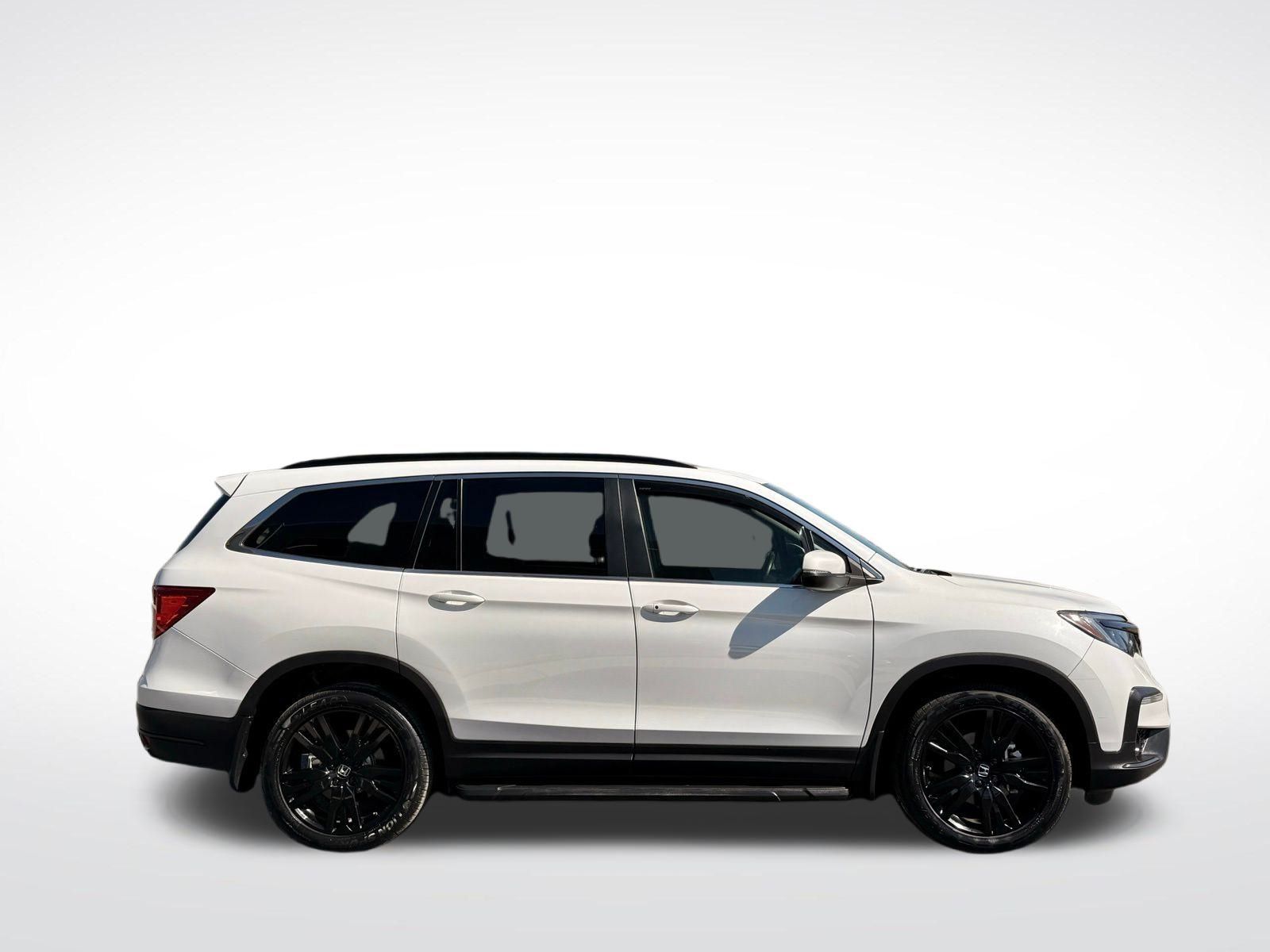 2021 Honda Pilot Special Edition photo 3