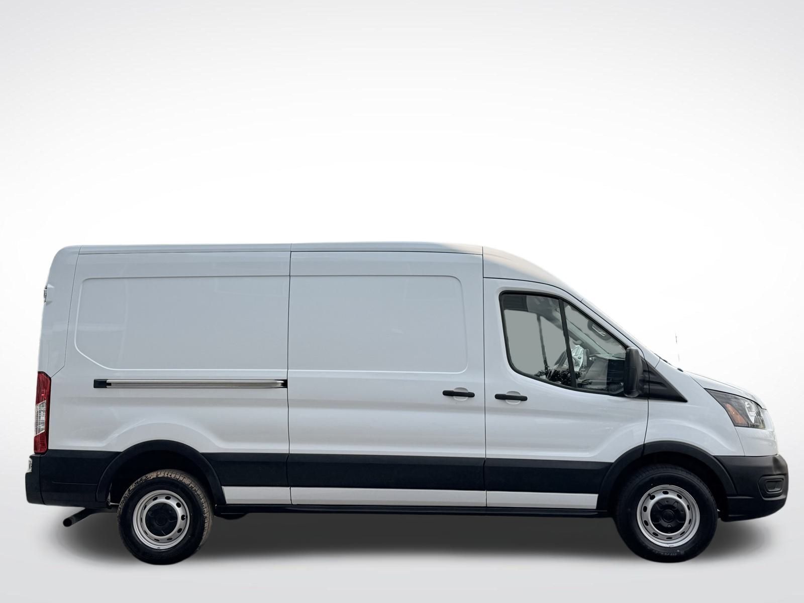 2021 Ford Transit photo 2