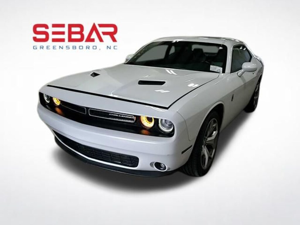 Used 2016 Dodge Challenger SXT Coupe