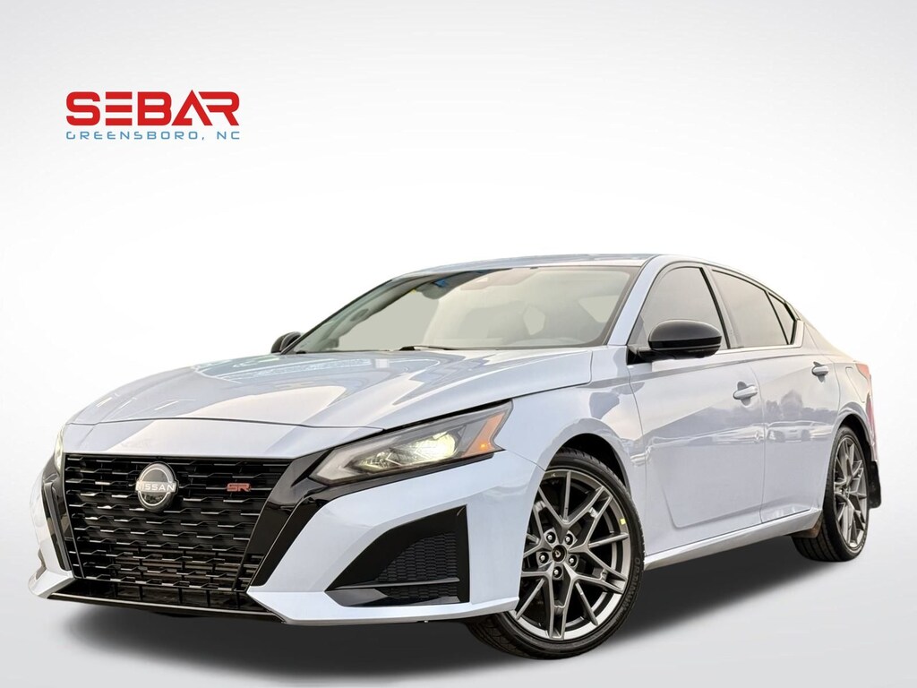Used 2023 Nissan Altima 2.0 SR Sedan