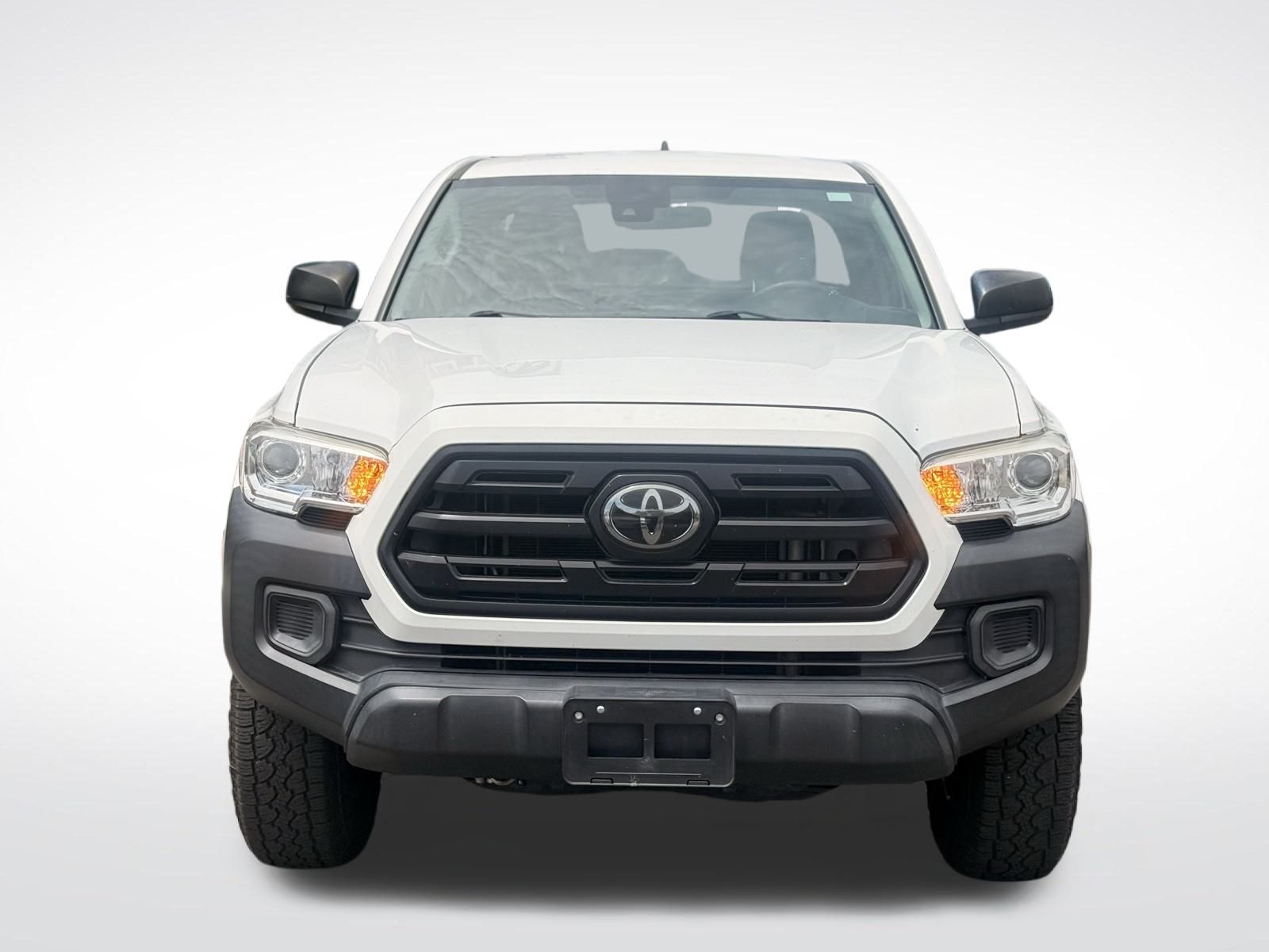 2019 Toyota Tacoma SR photo 2
