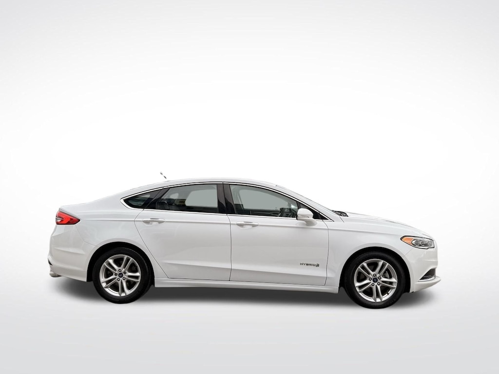 Used 2018 Ford Fusion Hybrid SE Sedan