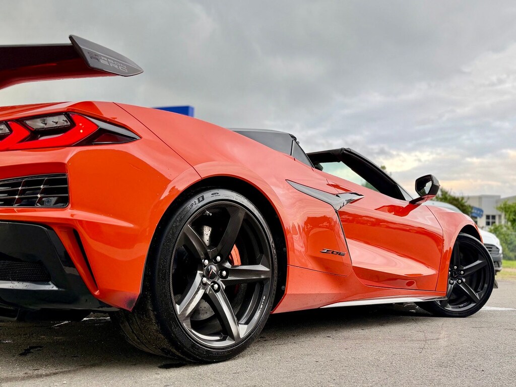 Used 2025 Chevrolet Corvette Z06 Convertible