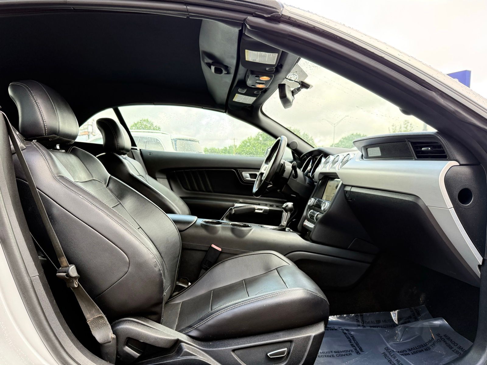2017 Ford Mustang EcoBoost Premium - Photo 25
