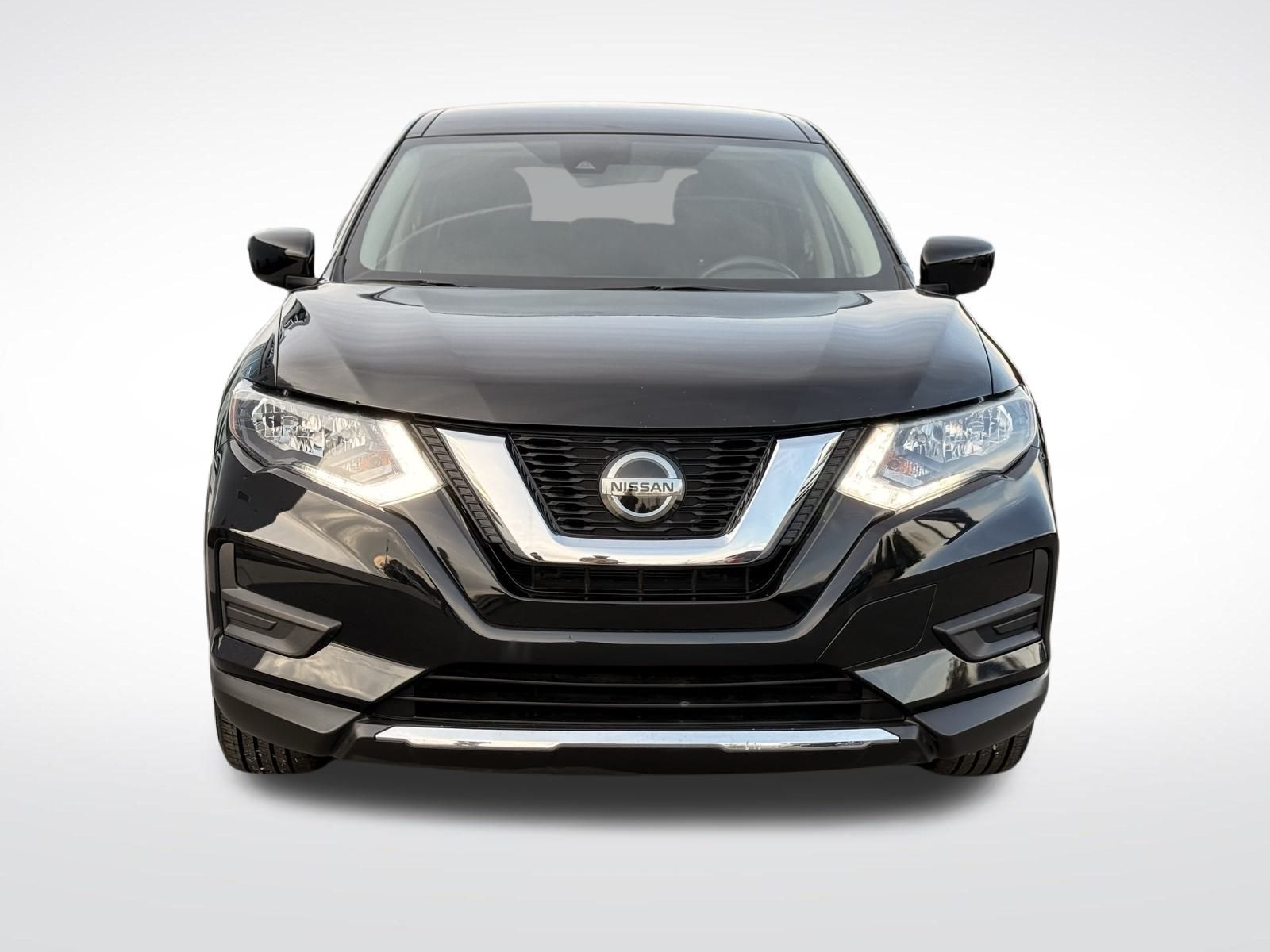 2019 Nissan Rogue S photo 2