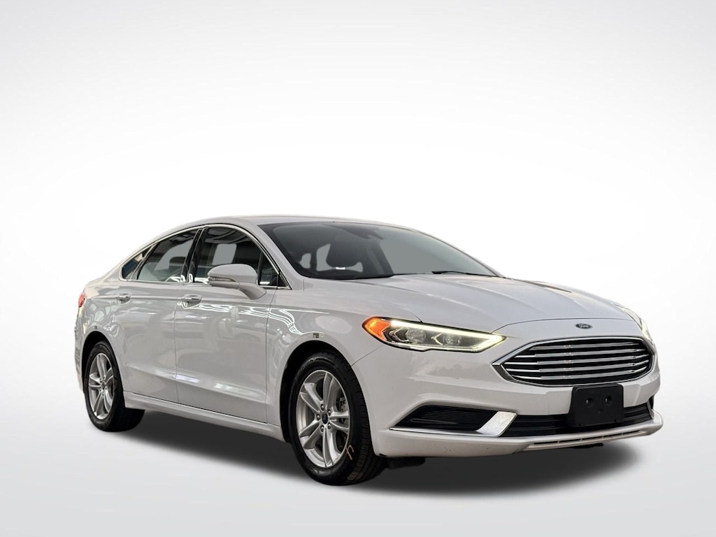 Used 2018 Ford Fusion Hybrid SE Sedan