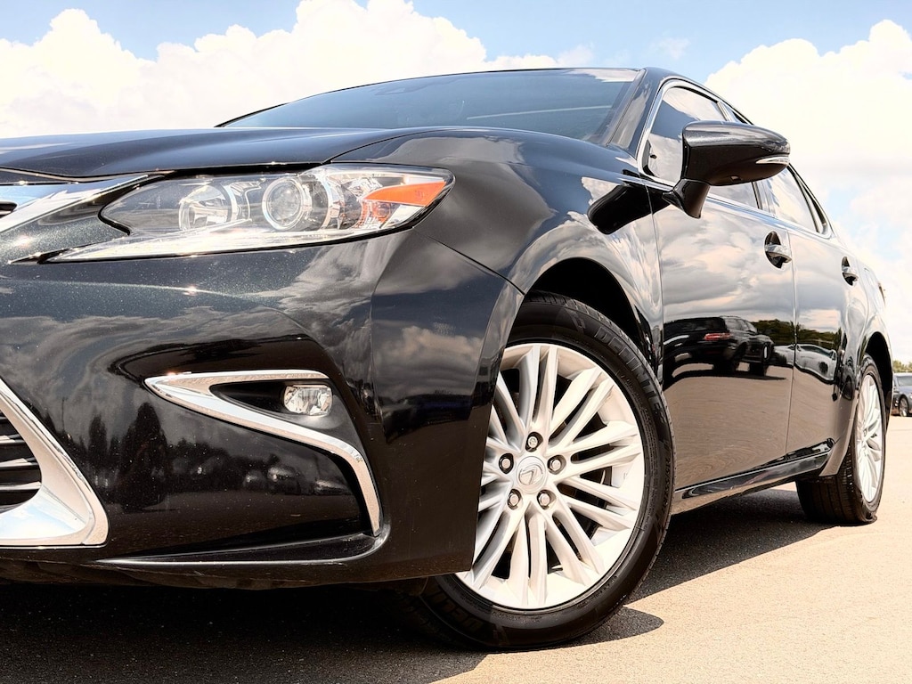 Used 2017 Lexus ES 350 Sedan
