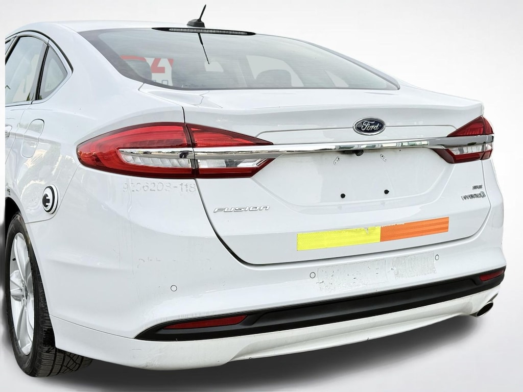 Used 2018 Ford Fusion Hybrid SE Sedan