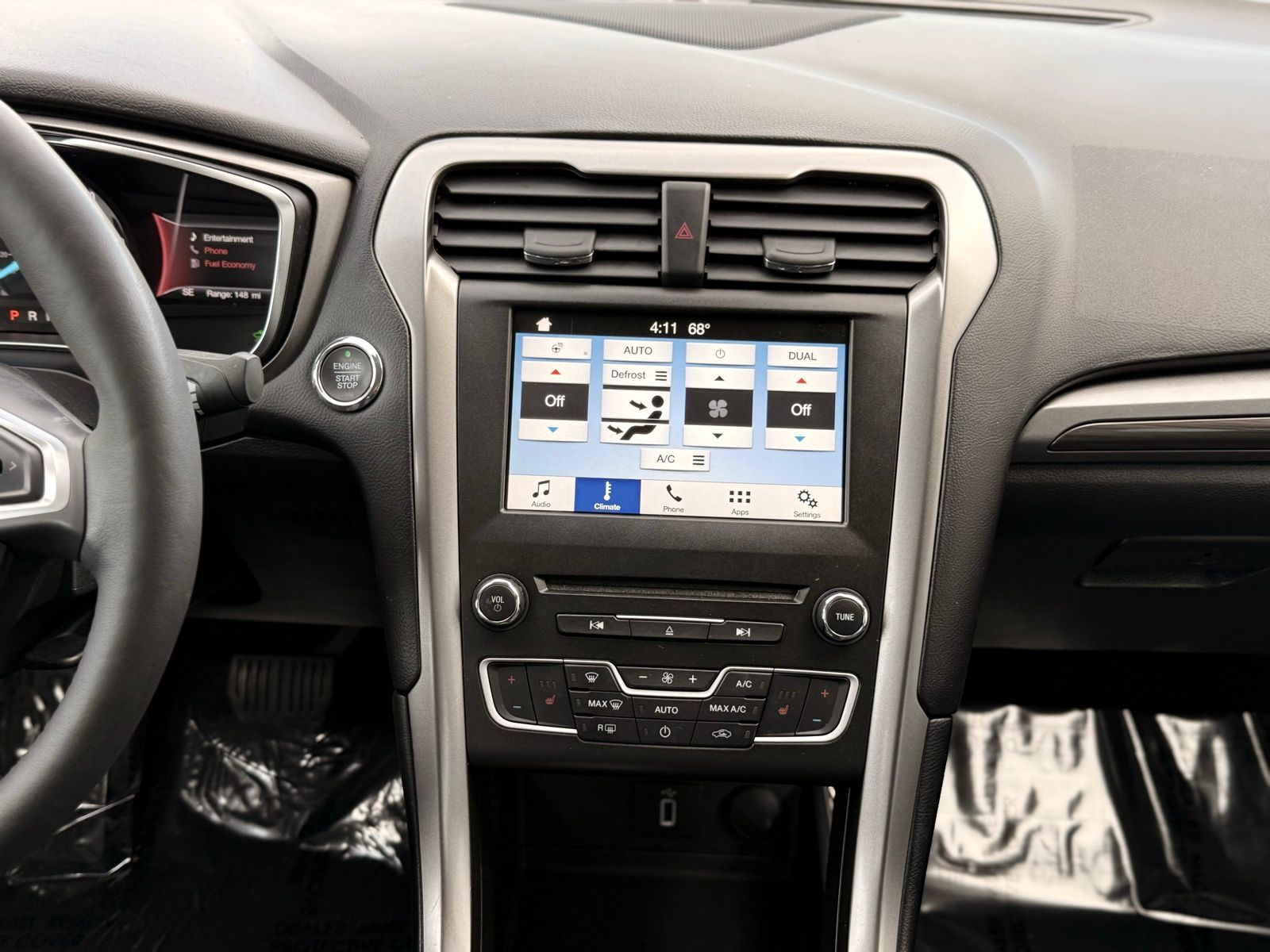 2017 Ford Fusion Hybrid SE - Photo 25