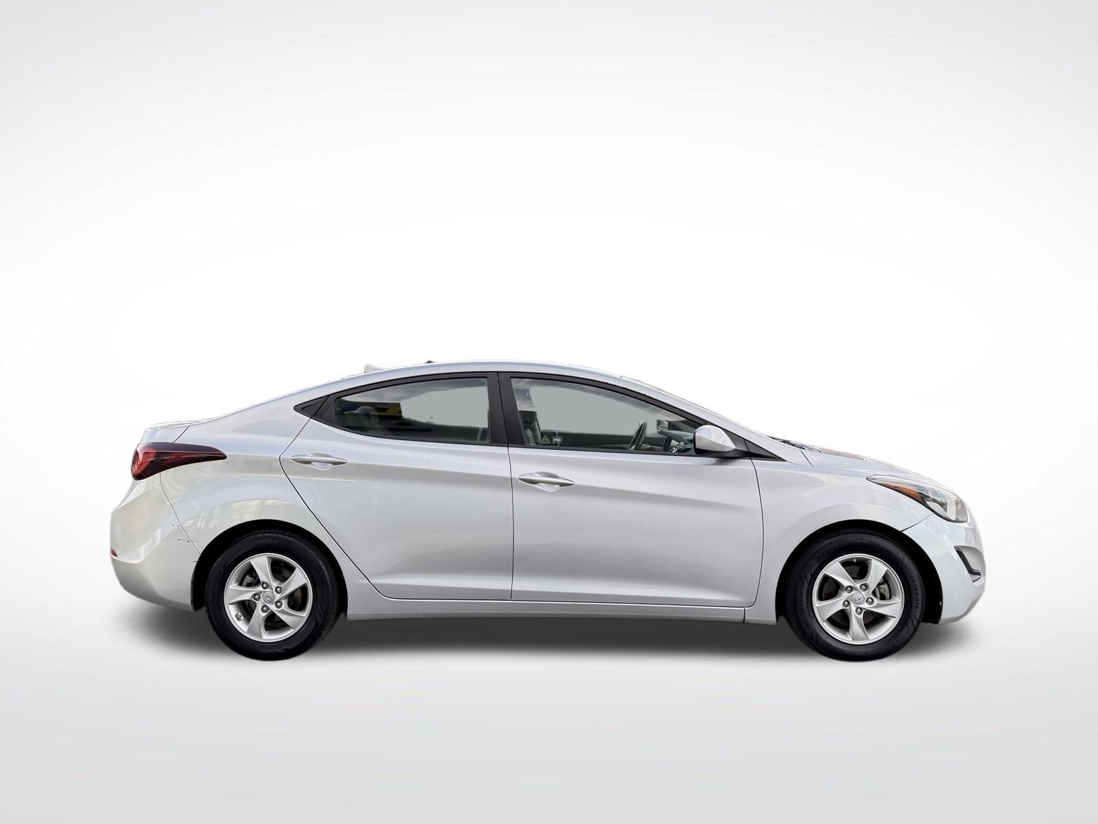 2013 Hyundai Elantra GLS photo 4
