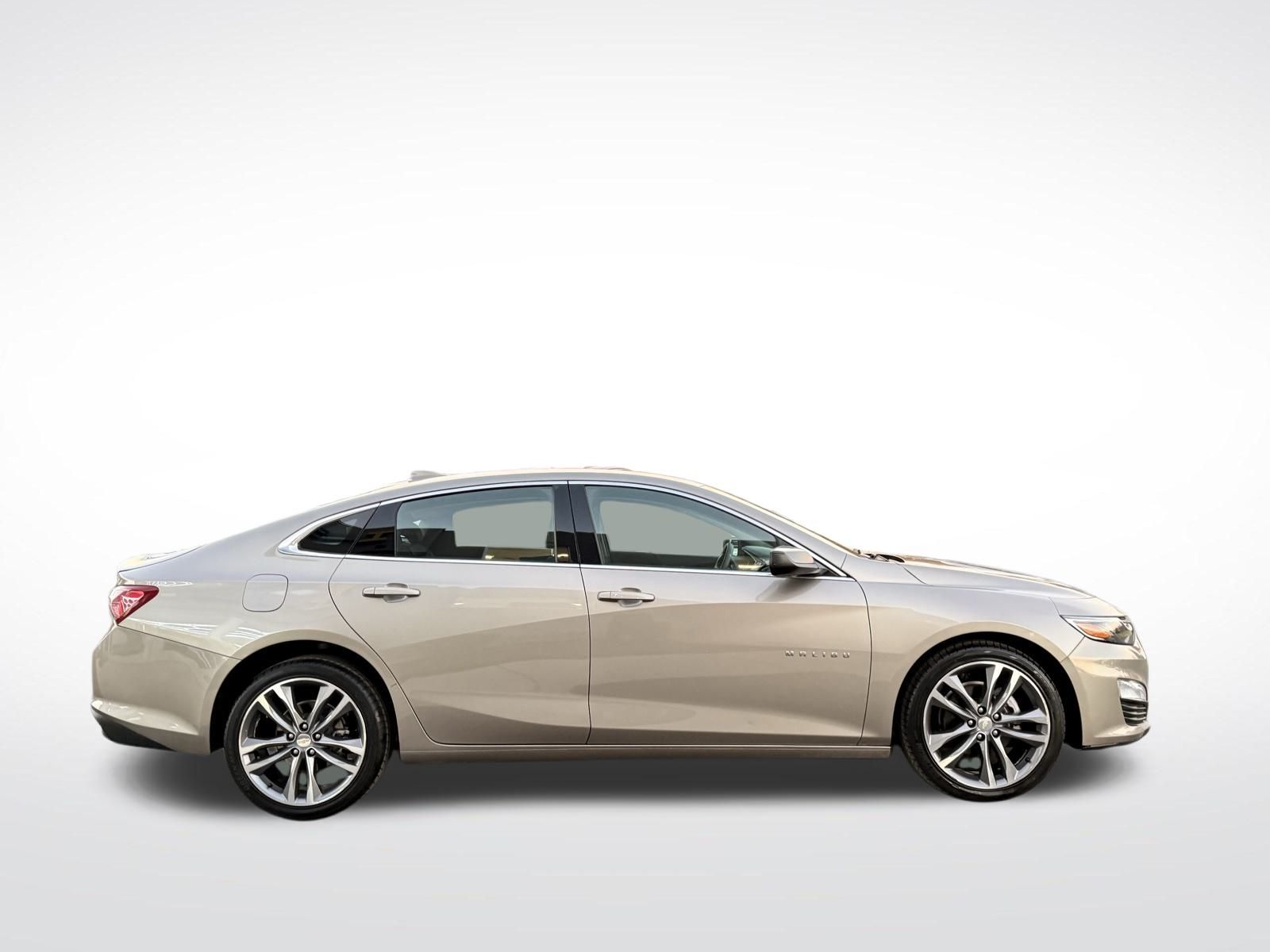 2022 Chevrolet Malibu 1LT photo 4